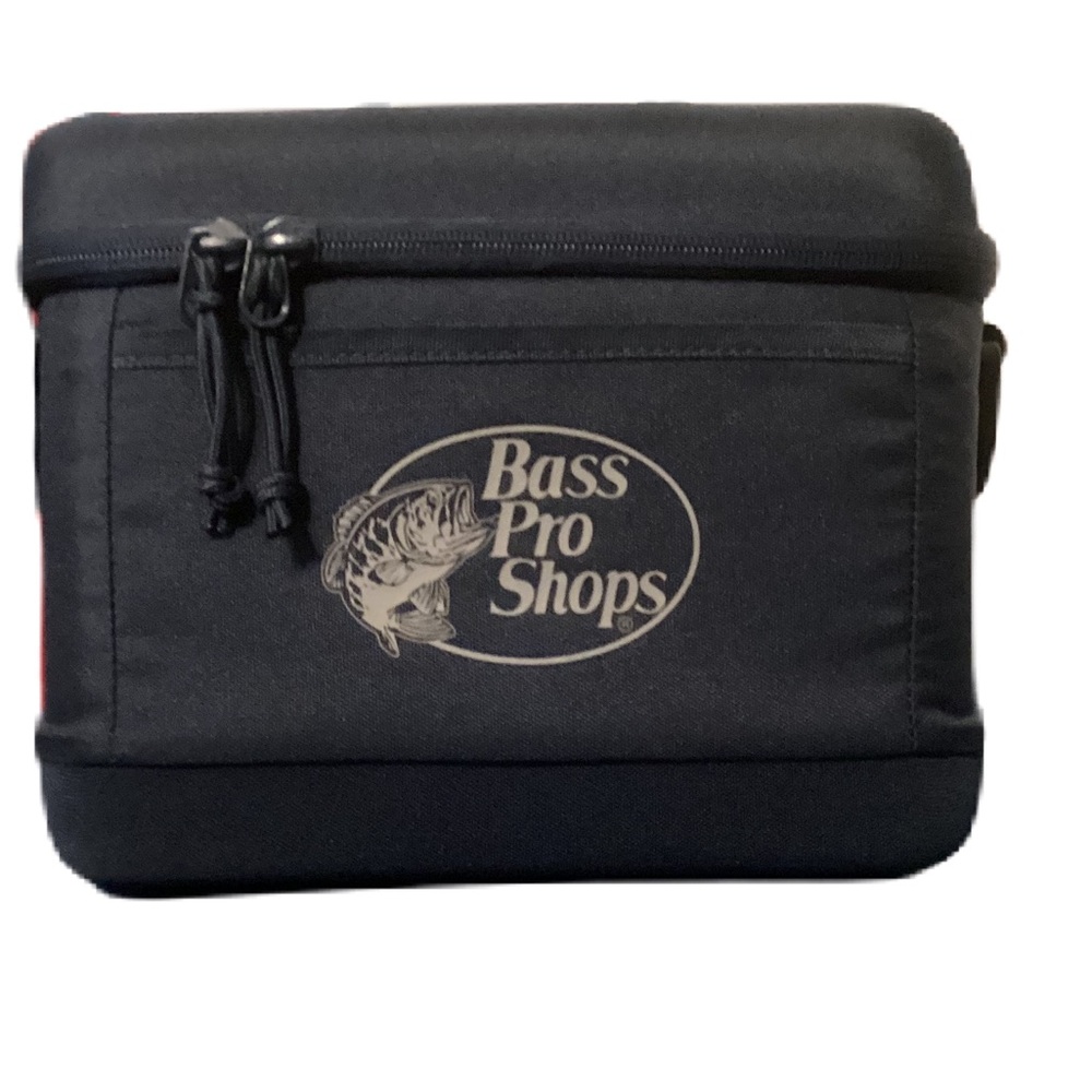 Bass Pro Shops cooler